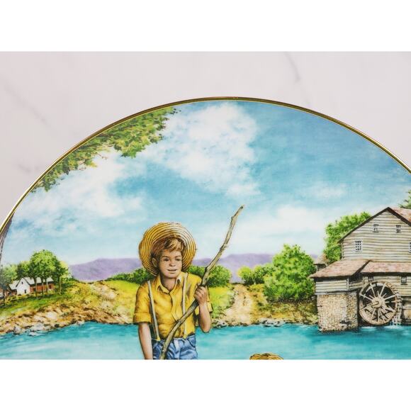 Huckleberry Film American Classics 9 1/4" Porcelain Year 1983 Wall Decor Plate - Picture 3 of 11